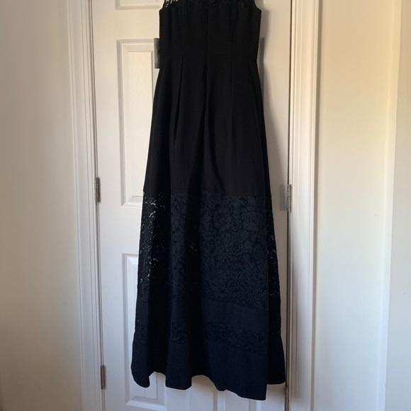 NWT Aidan Mattox Sleeveless Lace Inset Crepe Gown - Picture 3 of 9